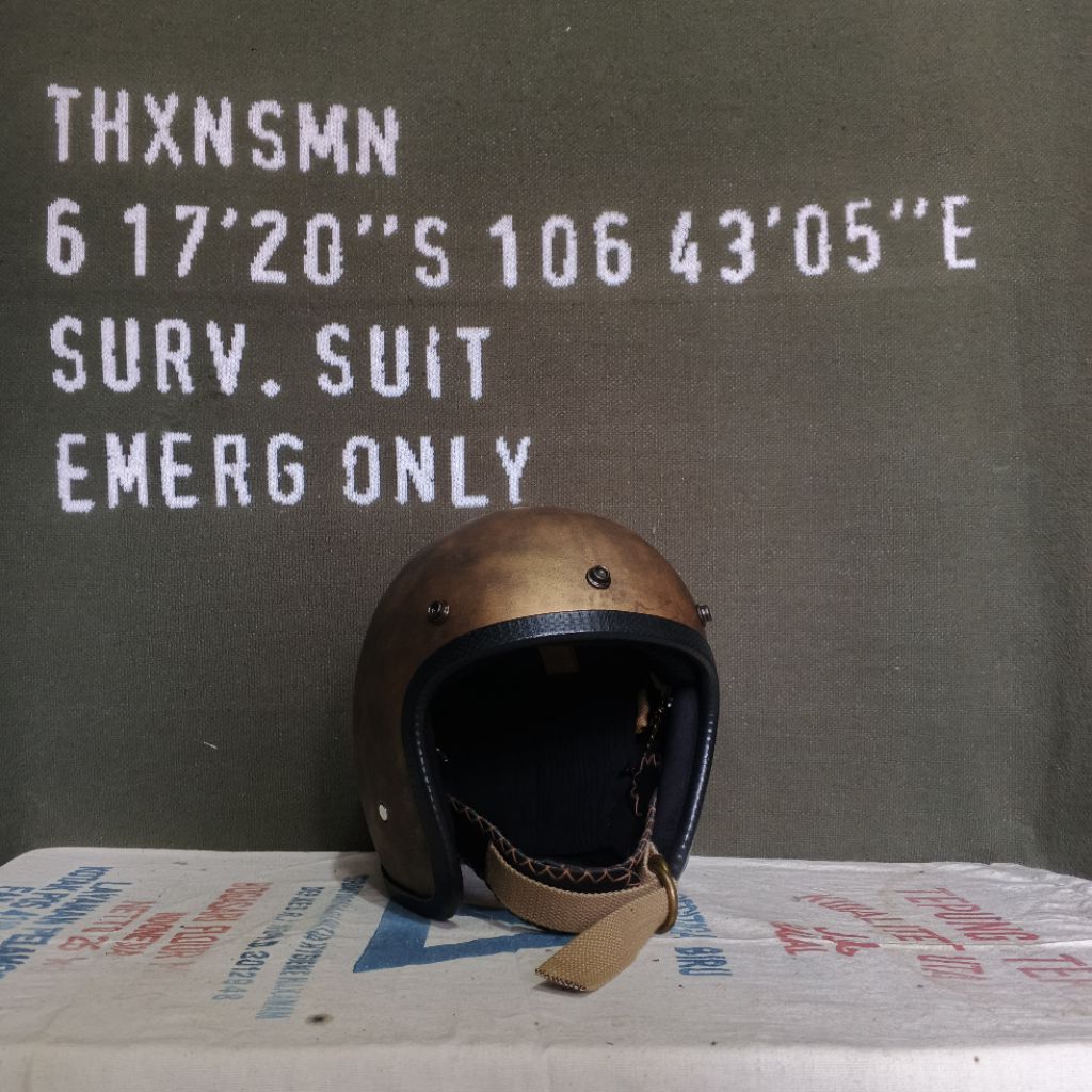 Helm Slimhead 500TX Gold