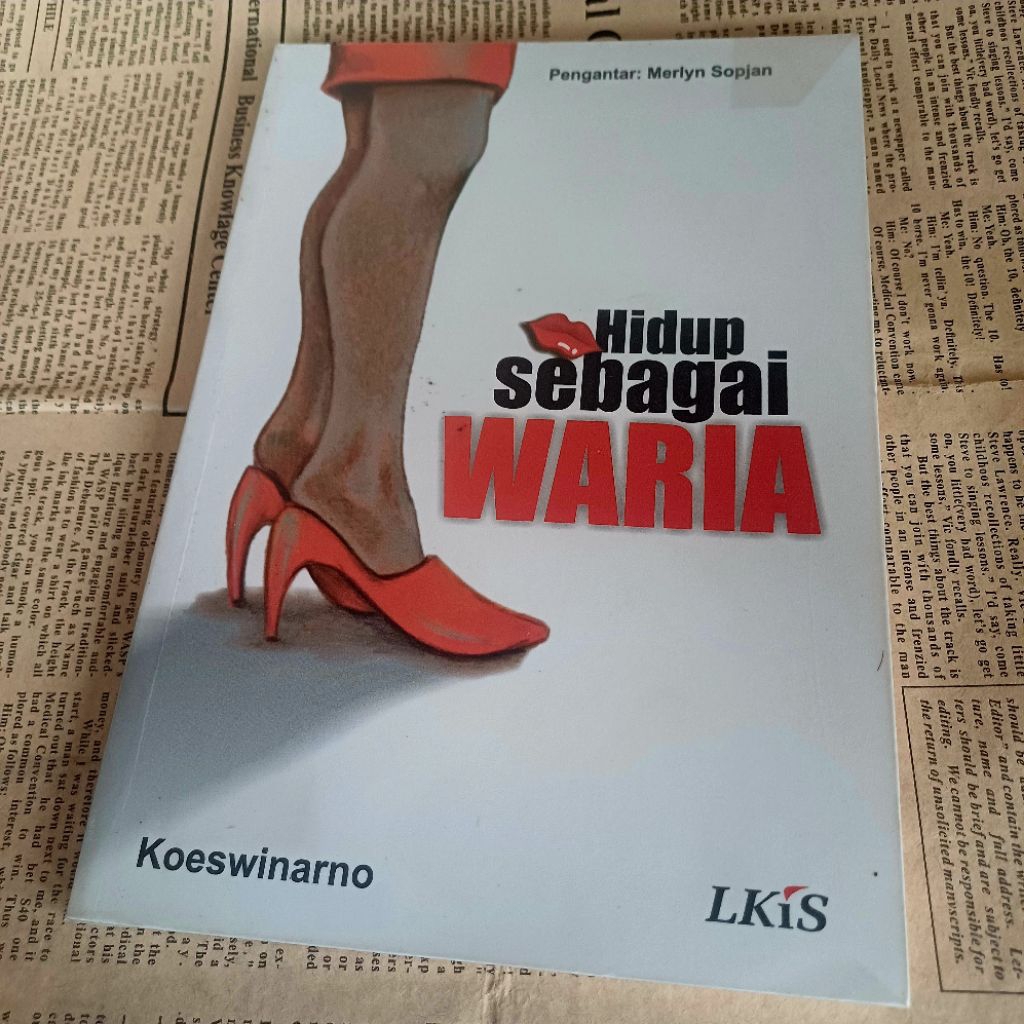 Hidup Sebagai Waria - Koeswinarno
