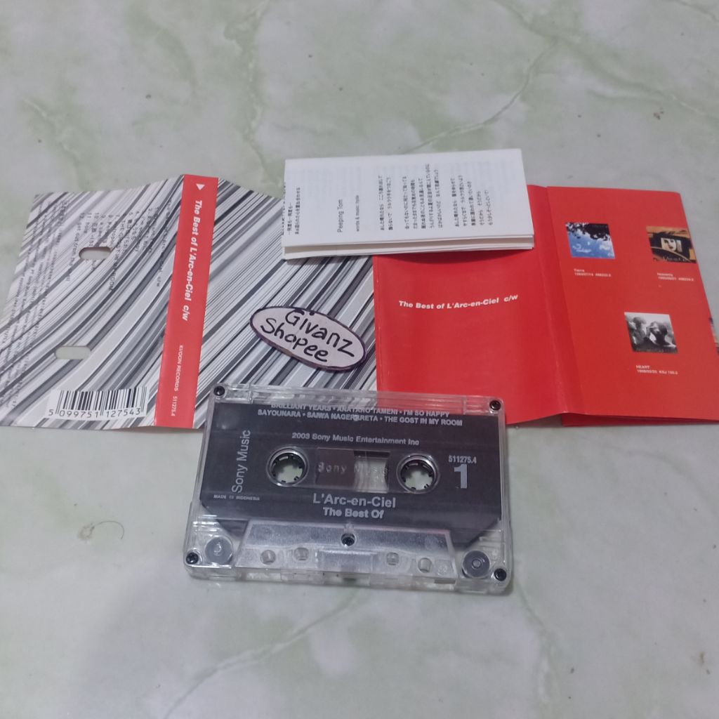 Kaset pita LARC EN CIEL - The Best Of