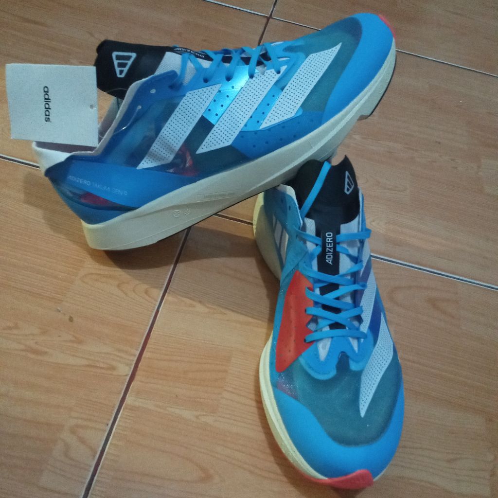 SEPATU RUNNING ADIZERO TAKUMI SEN 9