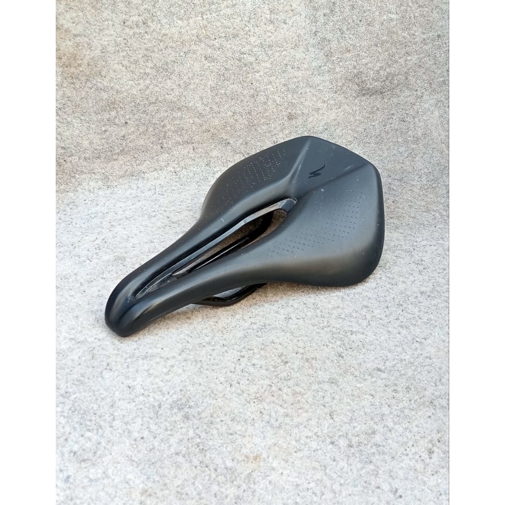 sadel sepeda roadbike sadel sepeda road bike saddle sepeda roadbike saddle sepeda balap sadel sepeda