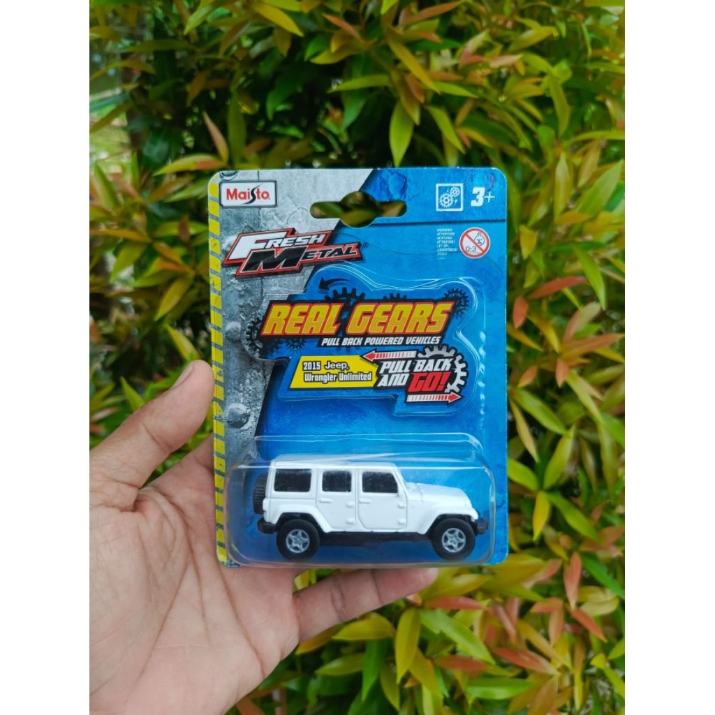 Maisto 2015 Jeep wrangler unlimited