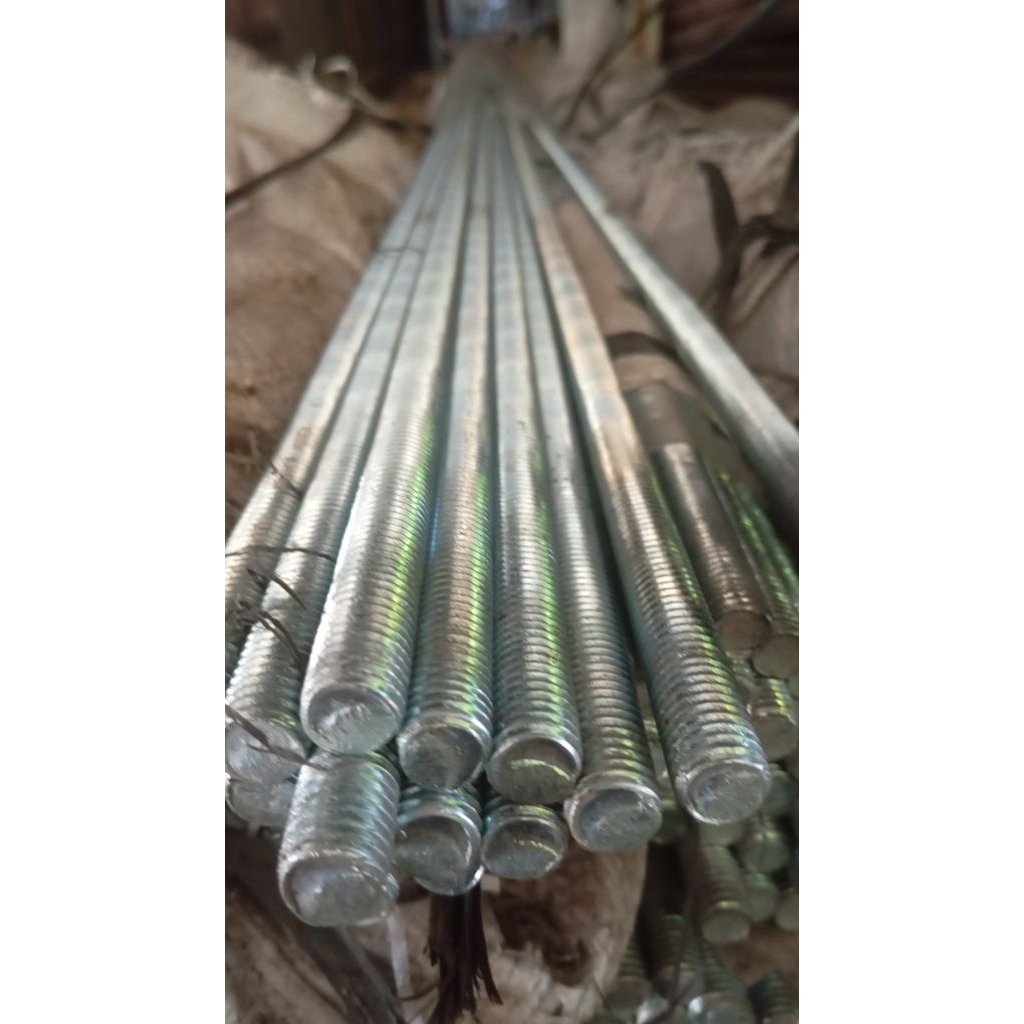 Besi as drat diameter 11.7 mm panjang 3 meter