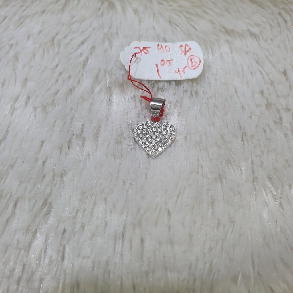 liontin love ad banyak whitegold emas kadar 75% berat 1,05gram