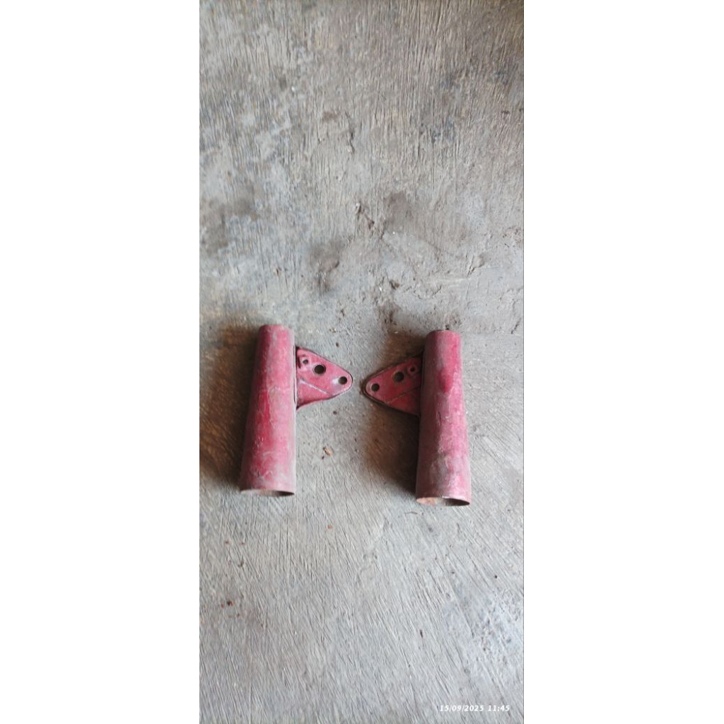 kupingan lampu depan honda s90z