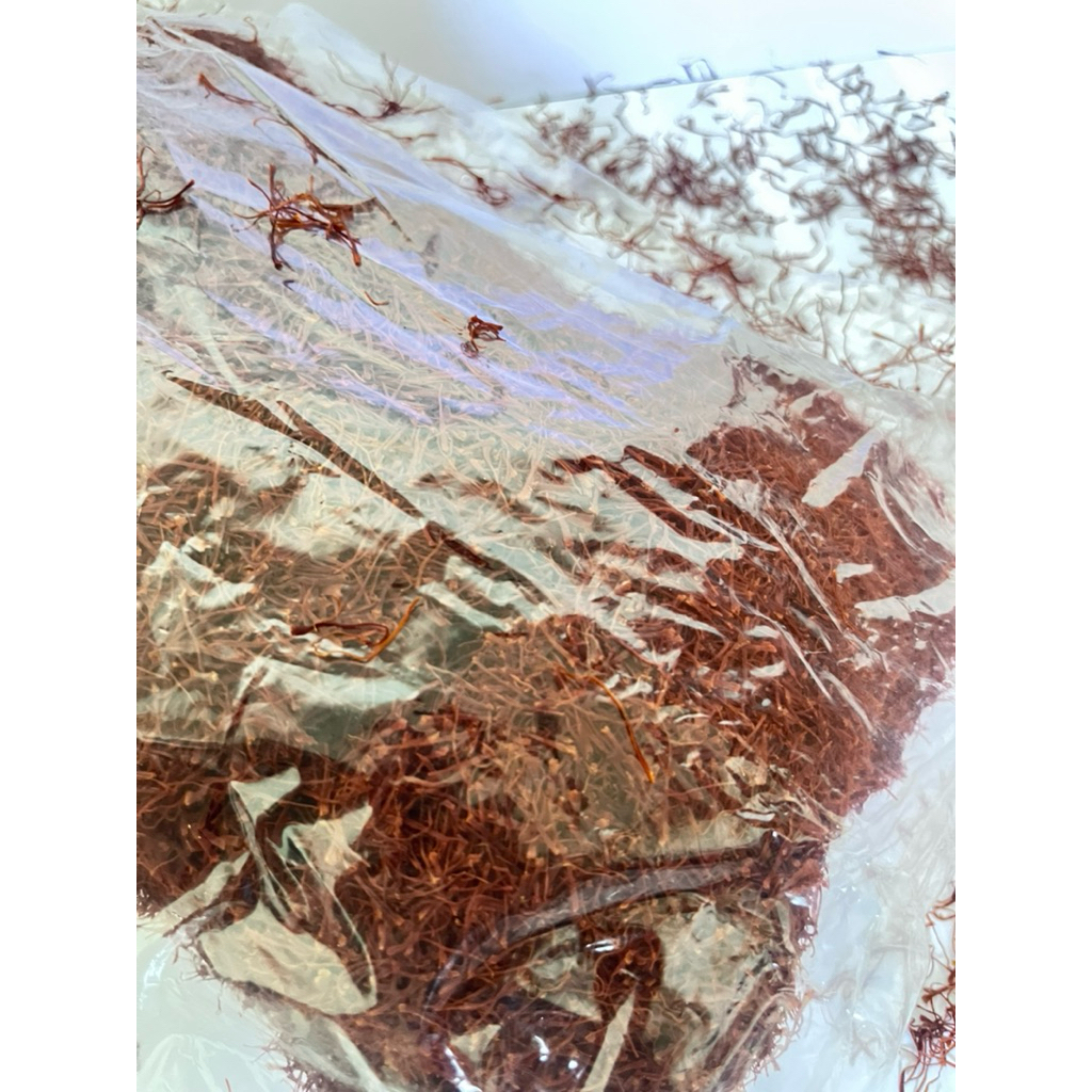 

Red Gold Saffron Asli Iran 100% 1kg by Fityah Mart