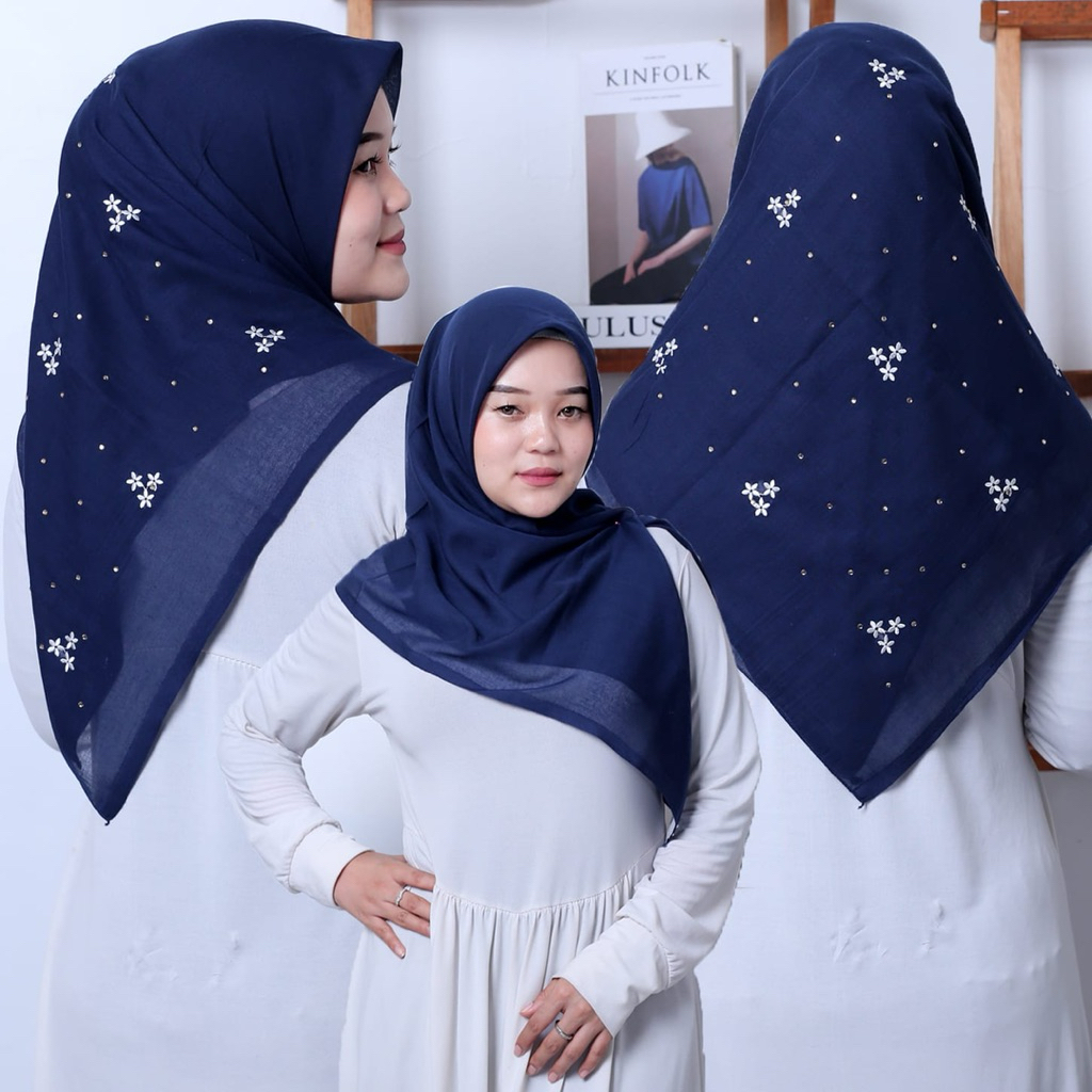 Hijab segi empat bordir payet/ Hijab segi empat Paris barisan