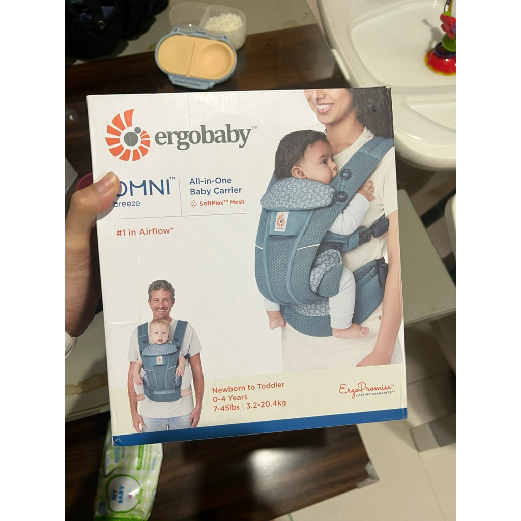 like new Ergobaby Omni Breeze Carrier preloved limited edition