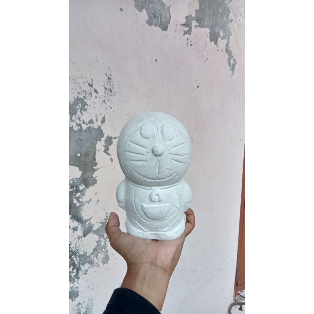 Celengan Lukis Tanah Liat Doraemon
