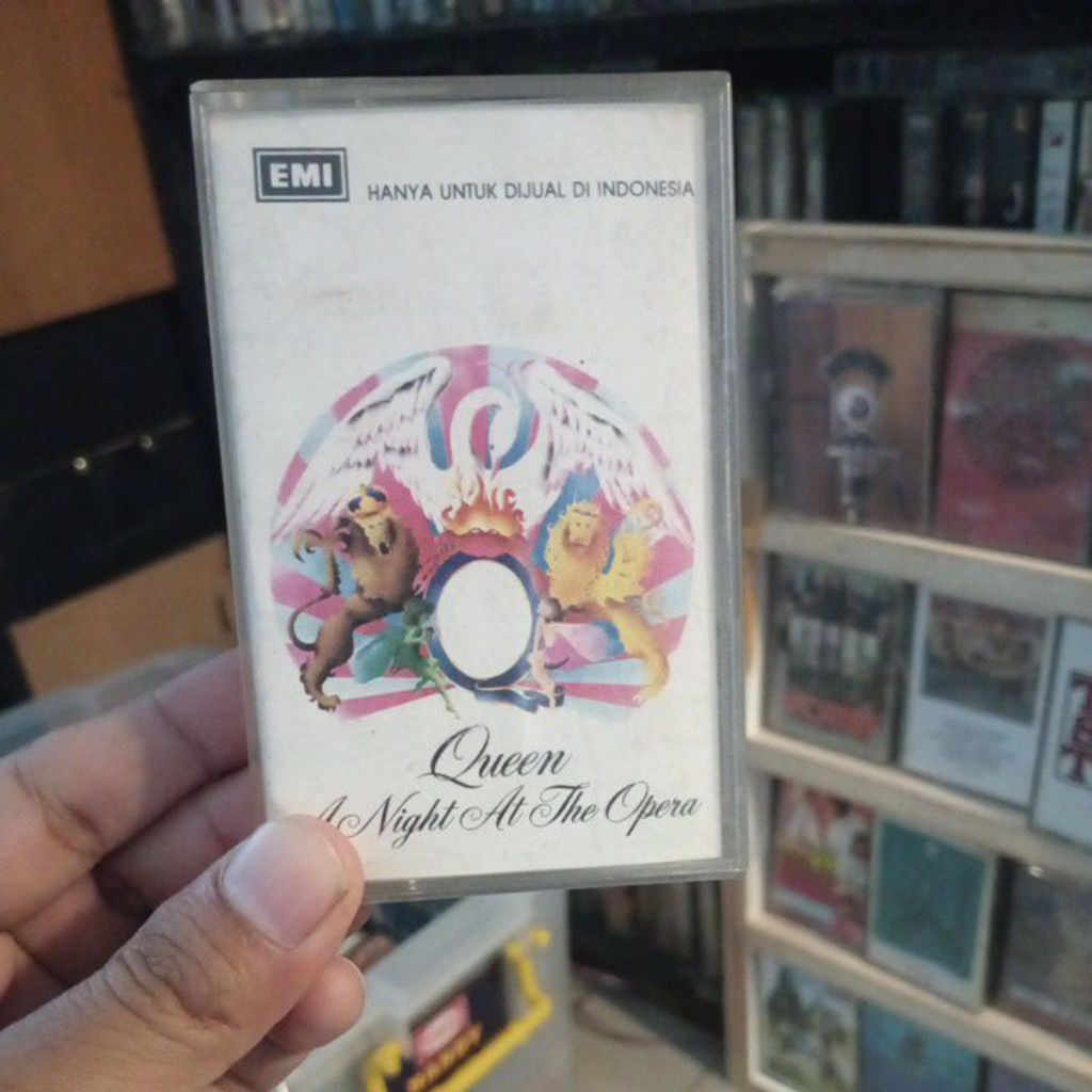 KASET QUEEN OPERA ORIGINAL