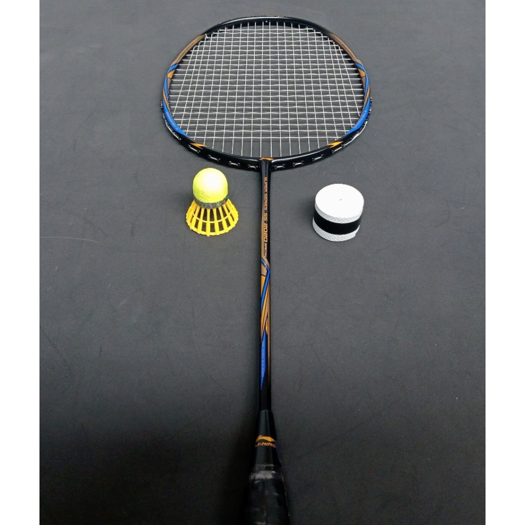 Raket bulutangkis badminton bekas second original lining super series ss 2020