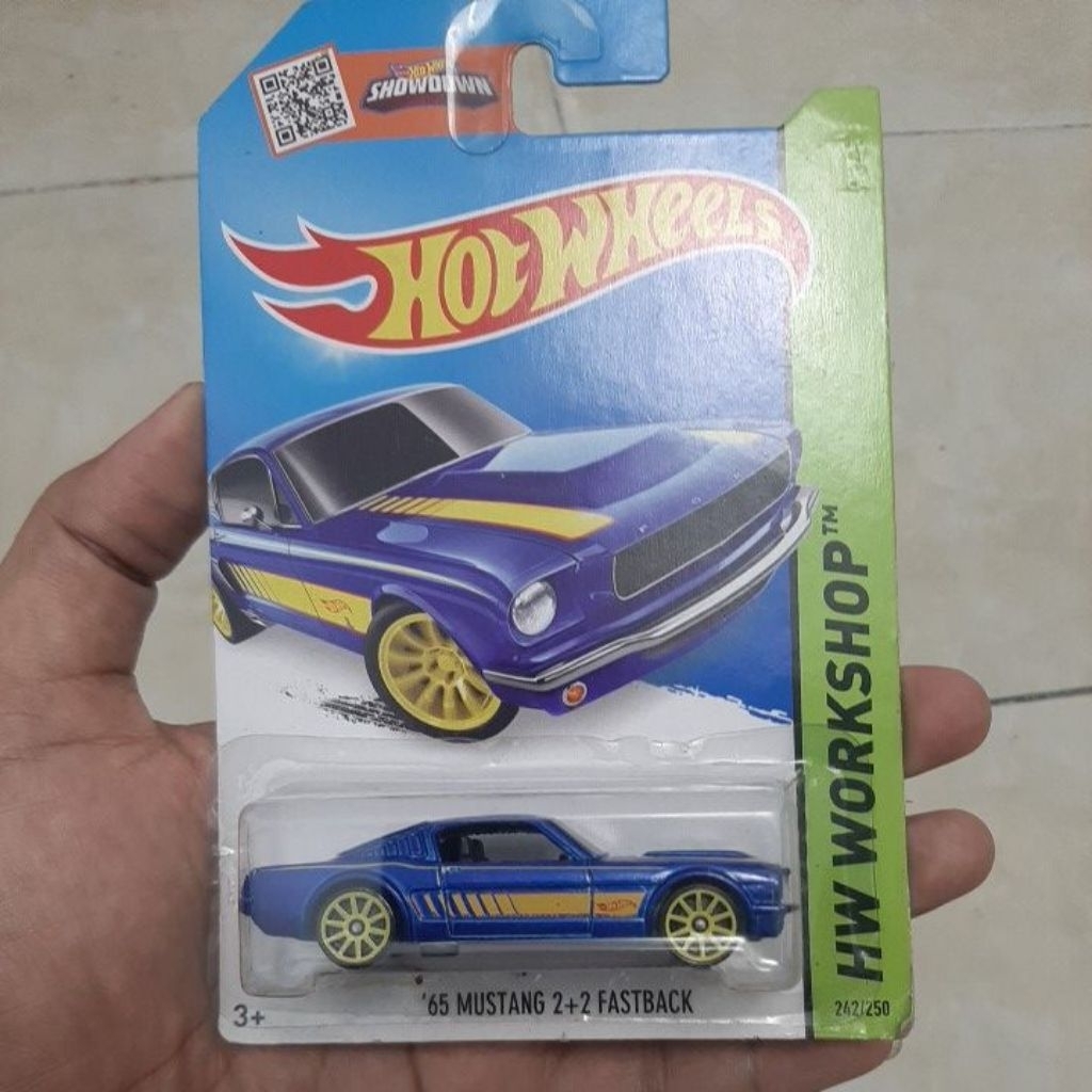 HOTWHEELS 65 MUSTANG 2+2 FASTBACK