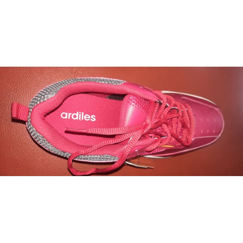 sepatu badminton ardiles