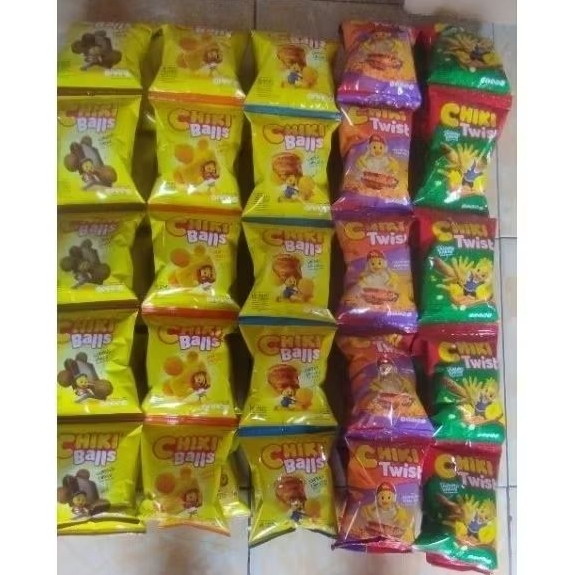 

chiki balls keju , chiki balls ayam, chiki balls cokelat, chiki twist, 1 renceng isi 10 pcs