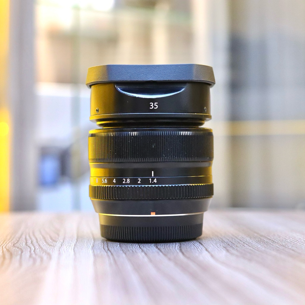 LENSA FUJINON XF35MM F1.4 - LENSA FUJINON XF35MM F1.4