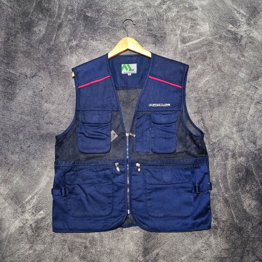 VEST MARK