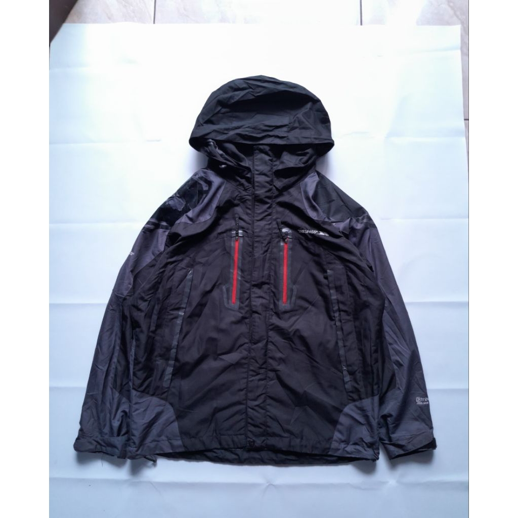 Jaclet Outdoor Tresspas