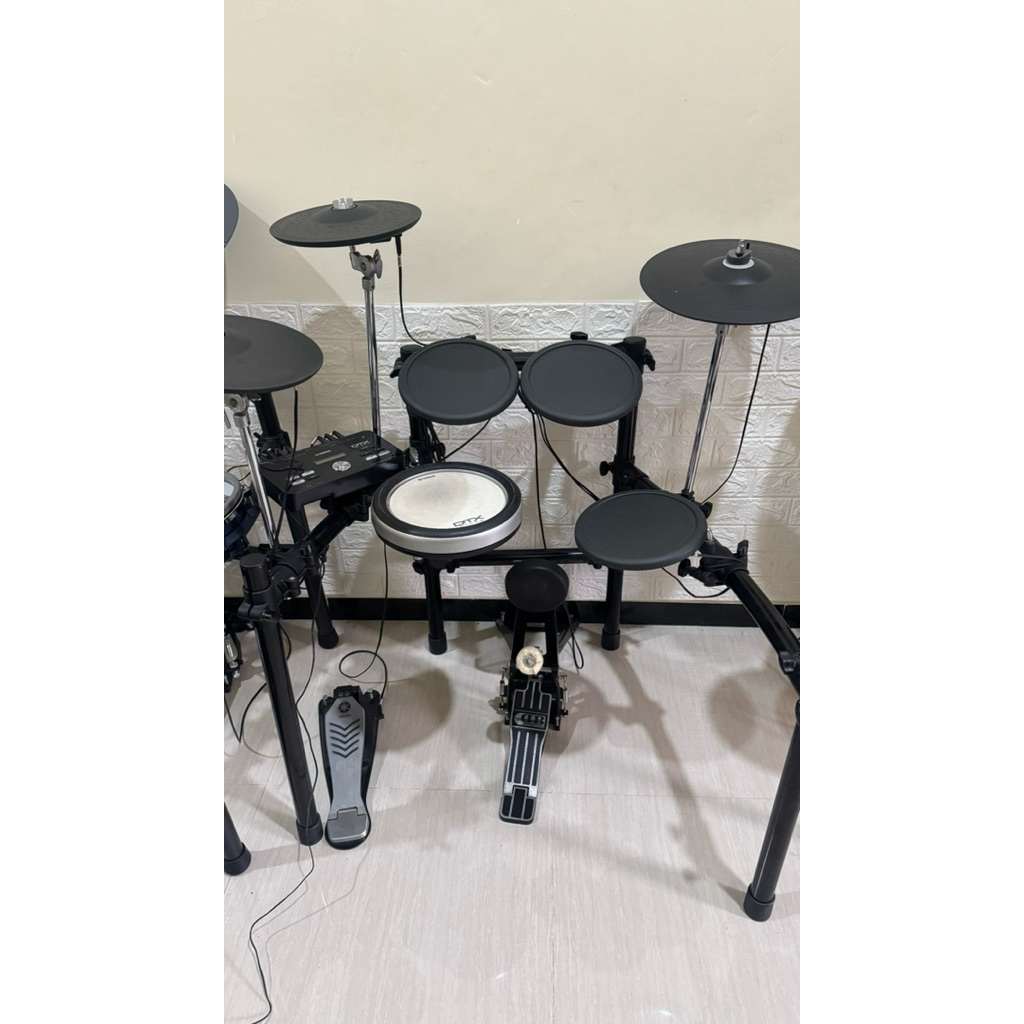 drum elektrik yamaha dtx 522
