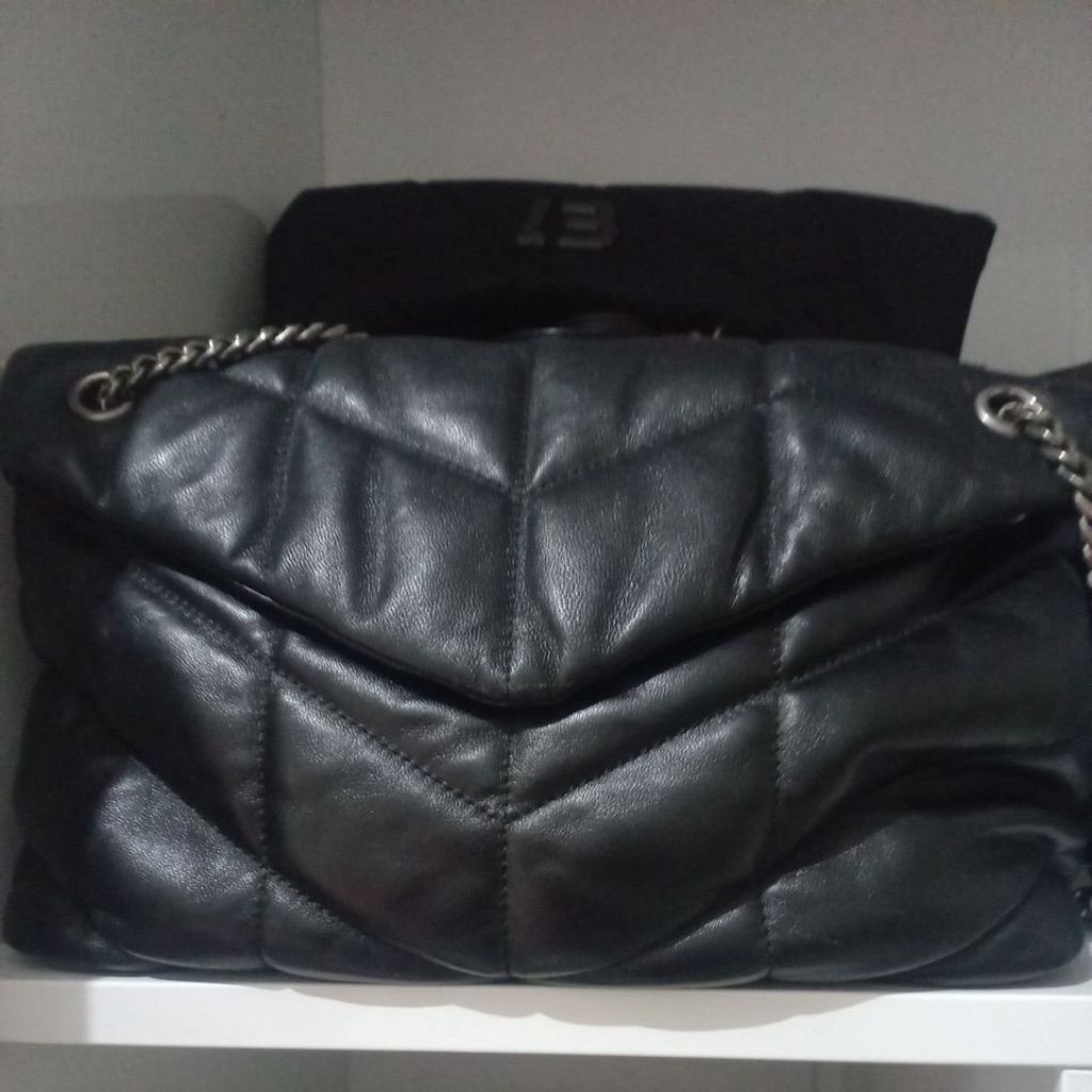 tas kulit lembut warna hitam tali rantai