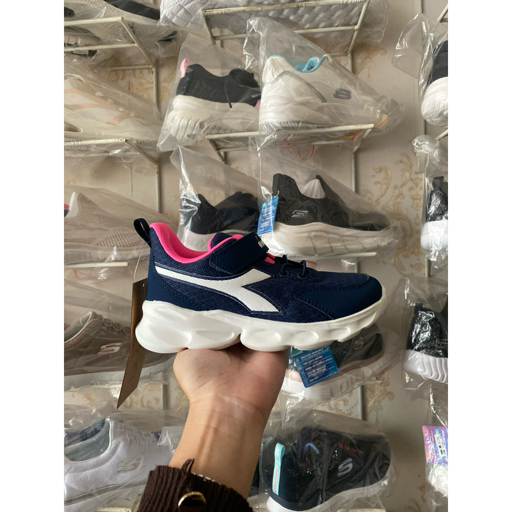 Sepatu Diadora Anak 11 Size 35