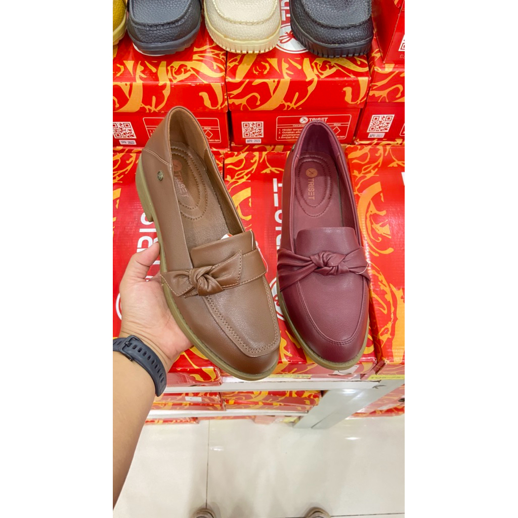 Sepatu Moccasin Wanita Triset