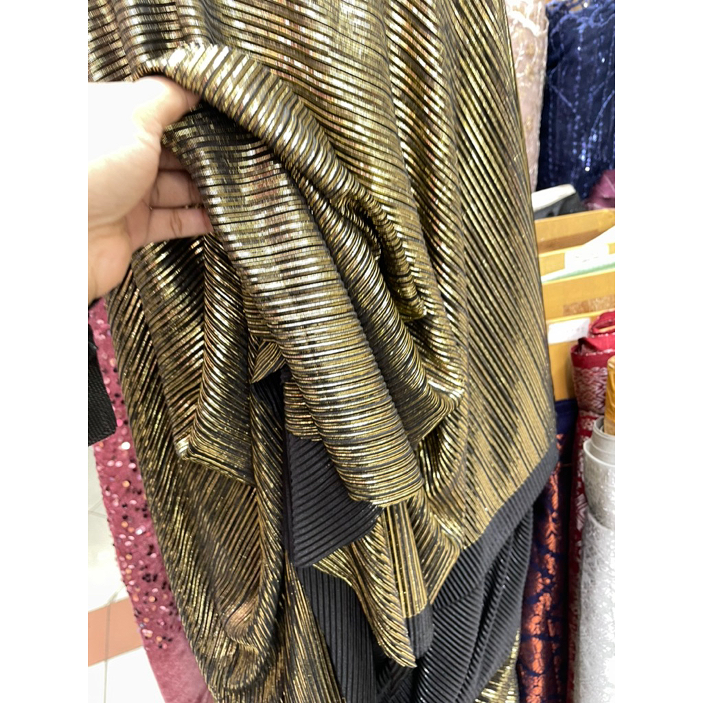 KAIN PLISKET MOTIF TERBARU/SATU WARNA HITAM GOLD/PLISKET TERMEWAH