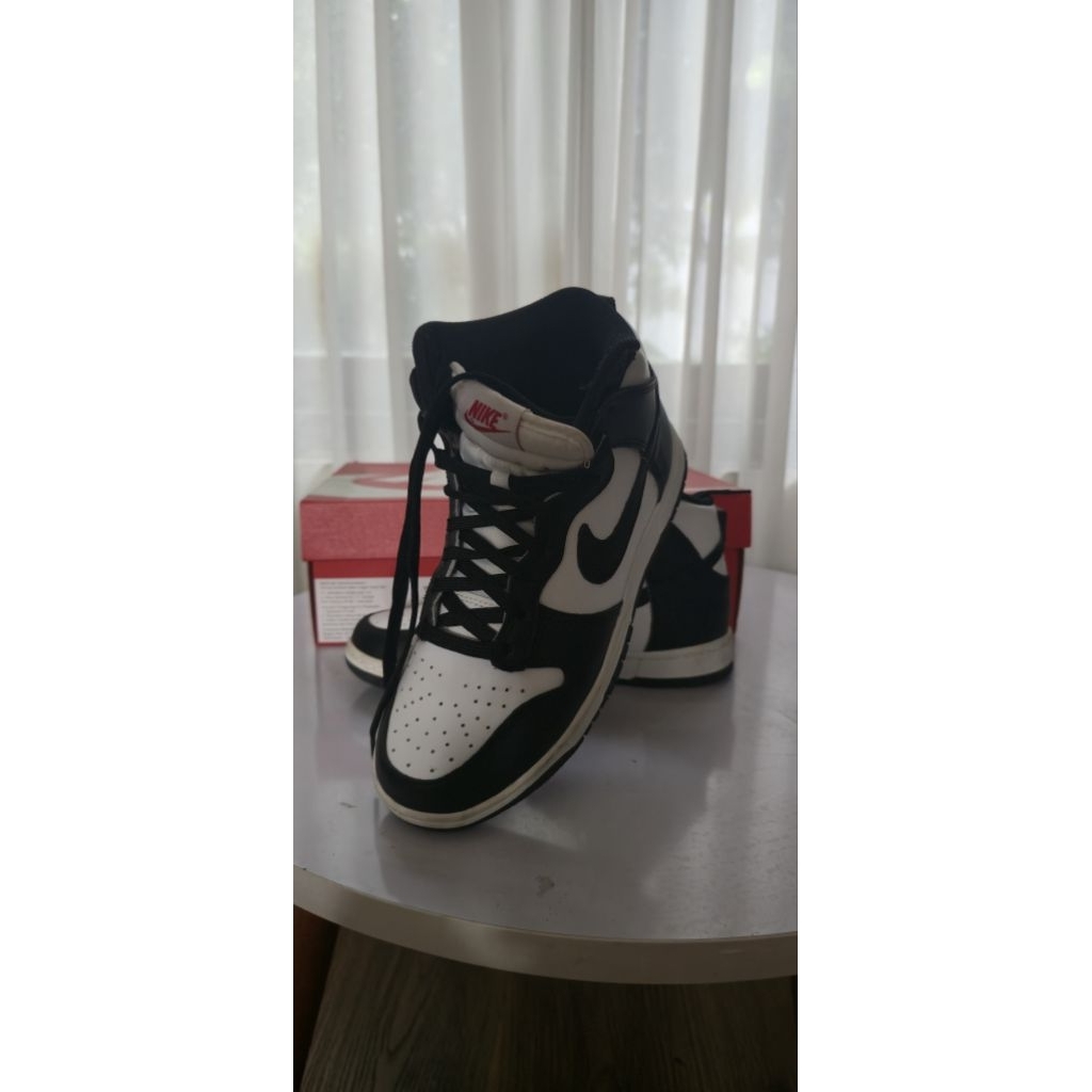 Nike Dunk High Panda