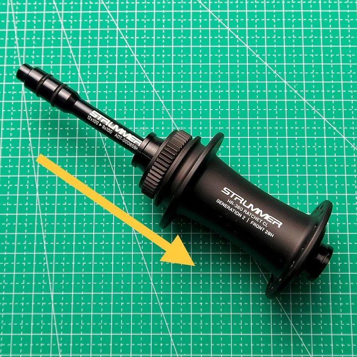 Strummer Universal Hub Adaptor