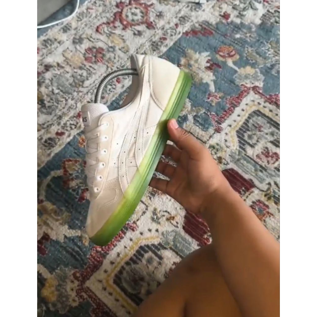 

ASICSS AAROON SKATE WHITE GREENSOLE