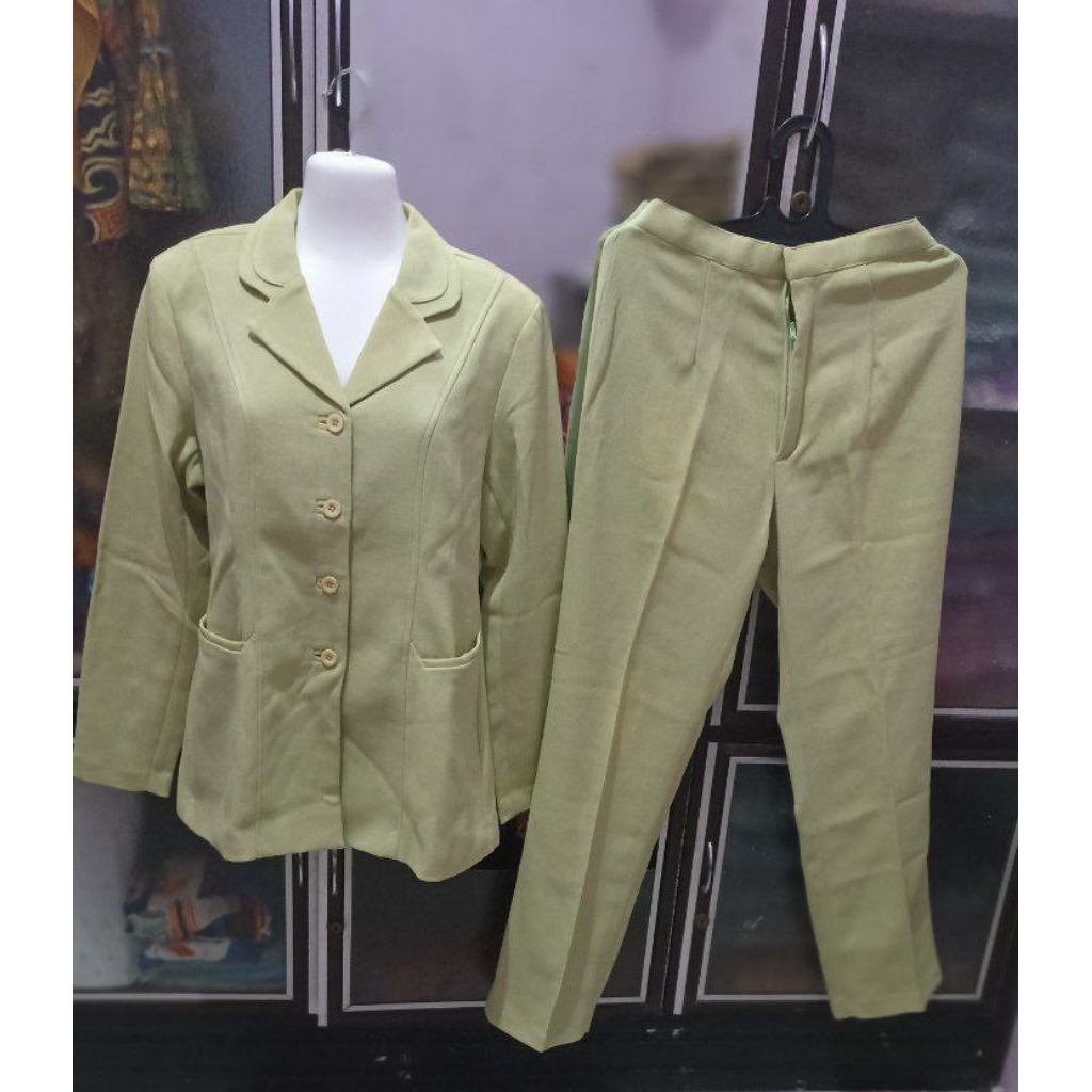 setelan seragam dinas wanita preloved