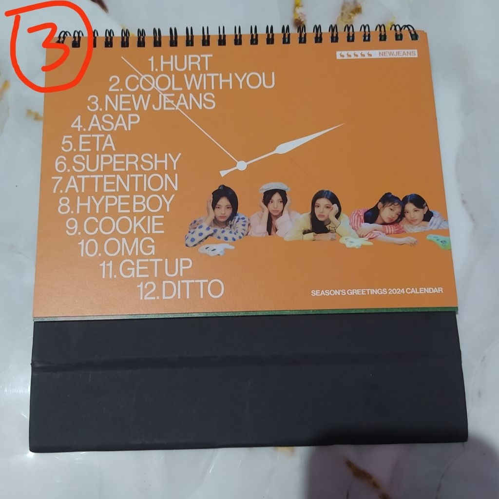 album only xodiac/new jeans dan postcard doyoung nct 127 (jual rugi)