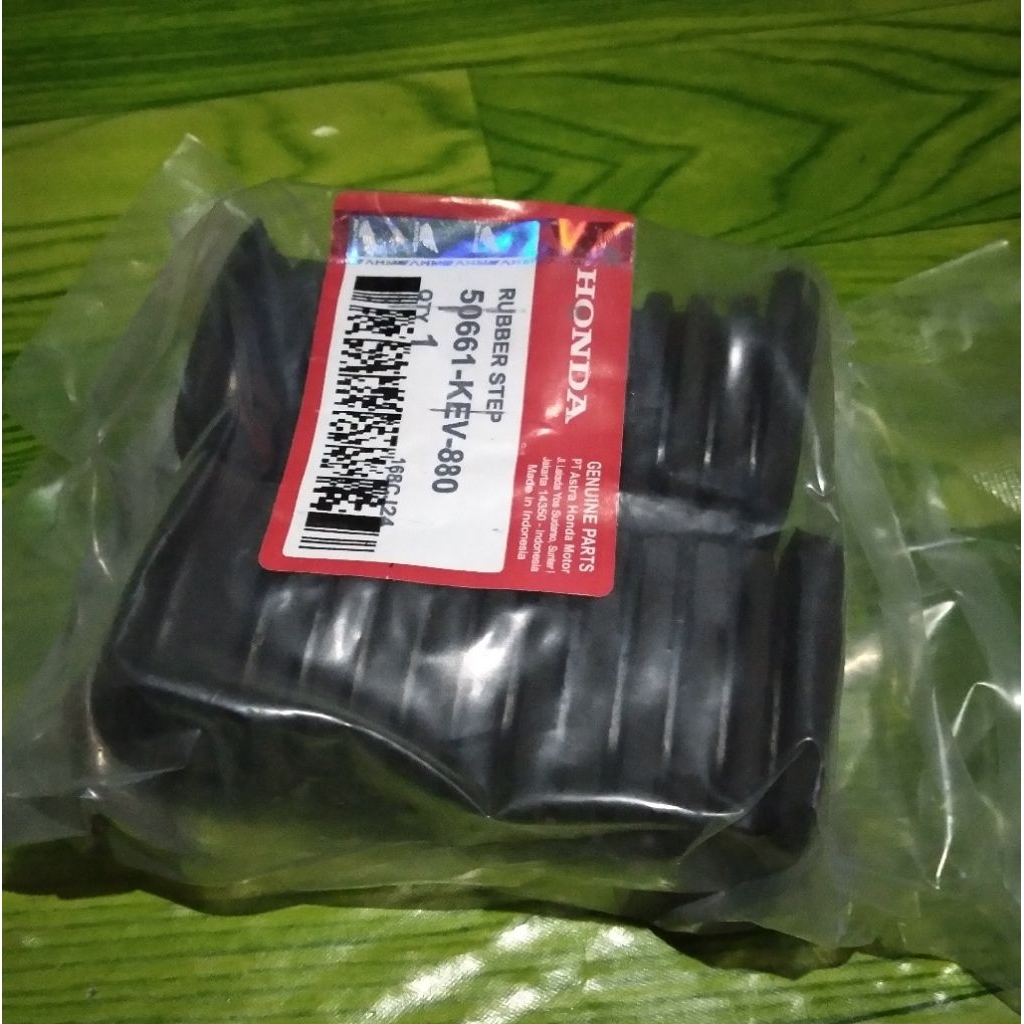 Footstep depan motor Supra Karisma