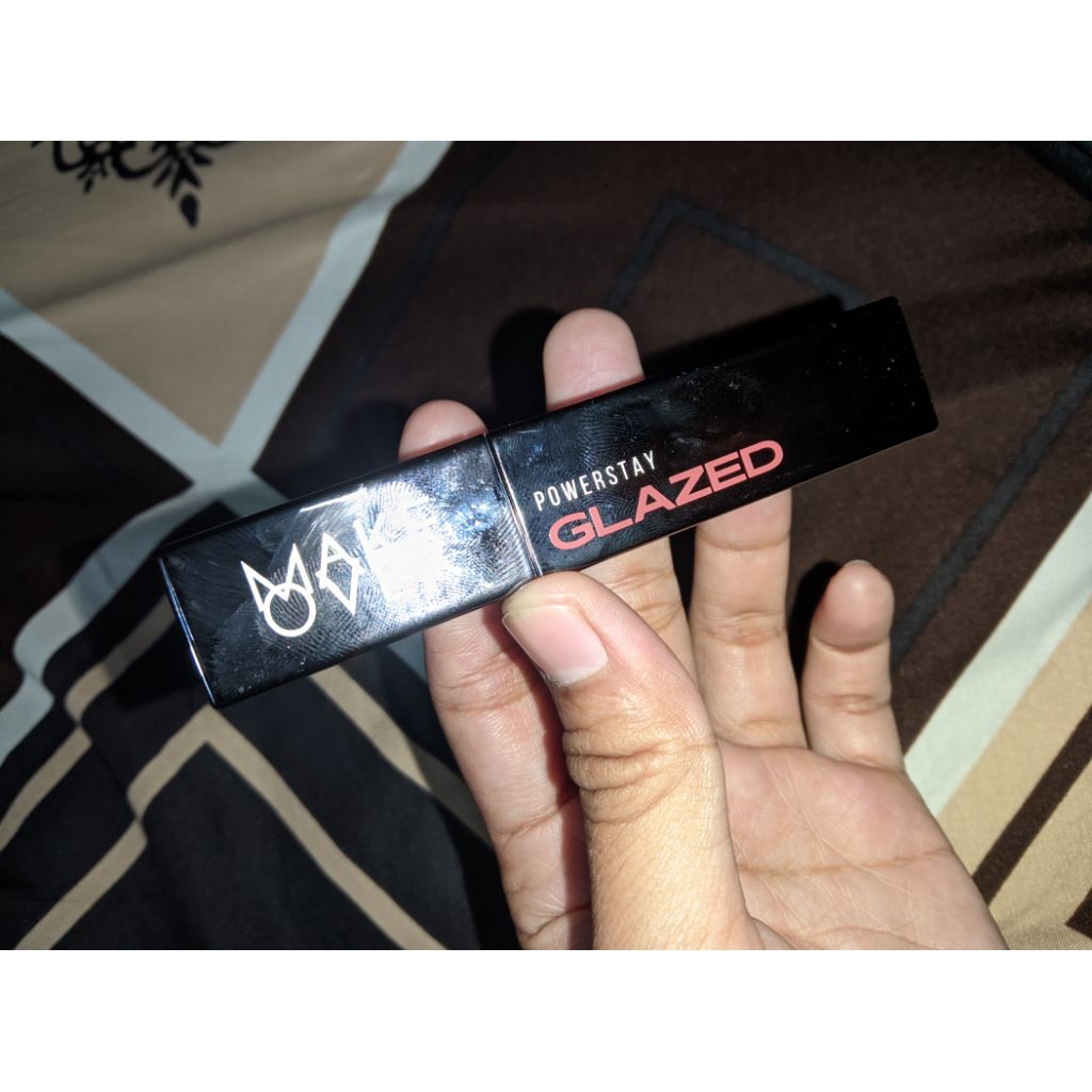 Make Over lip glazed d22 lover