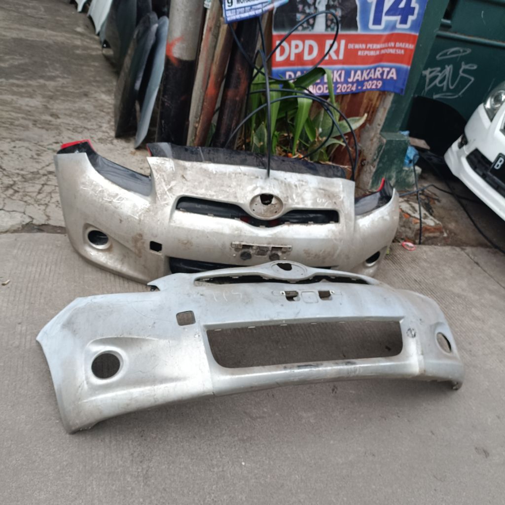 bemper depan yaris 2012 ori kopongan