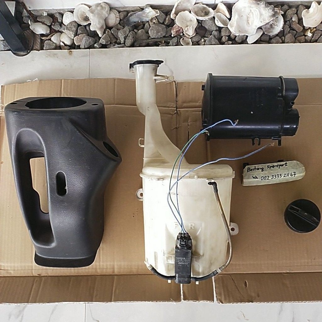 tabung wiper.batok stir tutup bensin.saringan bensin toyota ist