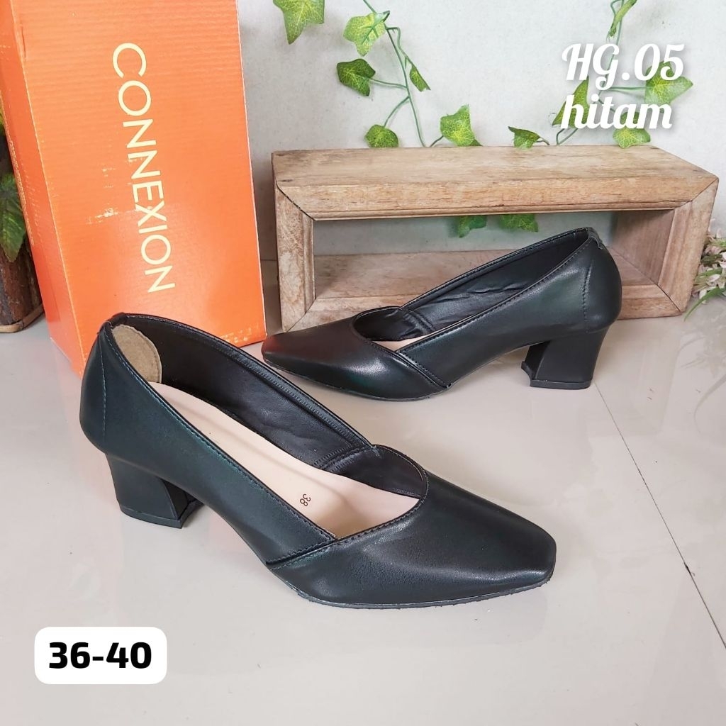 sepatu kantor wanita hitam/fantofel kickers sepatu kerja semikulit
