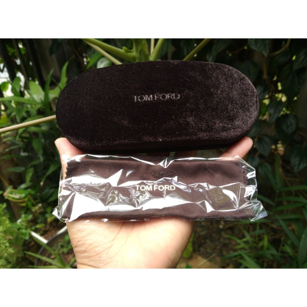 Tempat Kacamata Hardcase Tom Ford Original