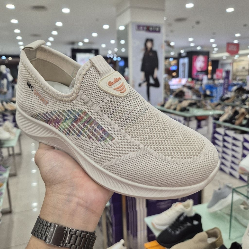 ST.MORITZ Sepatu slip on wanita new arrivak size 36-40