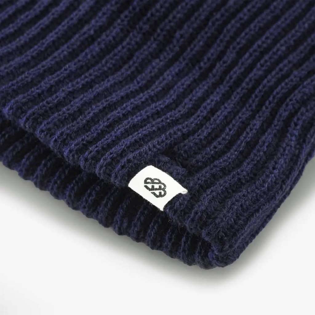 SHORT BEANIE HAT NAVY