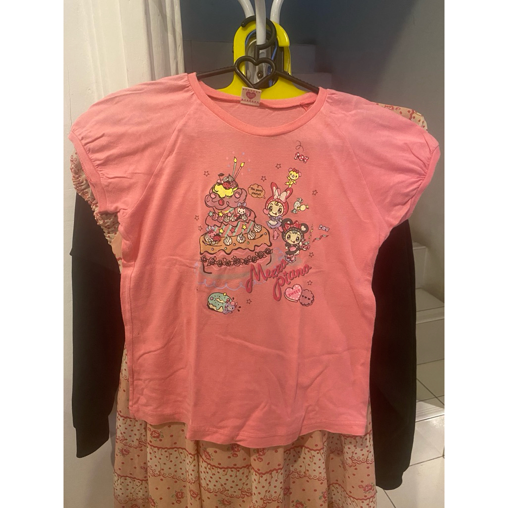 Mezzo piano mezzopiano y2k t shirt jacket jeans skirt kawaii jepang japan japanese cute pink