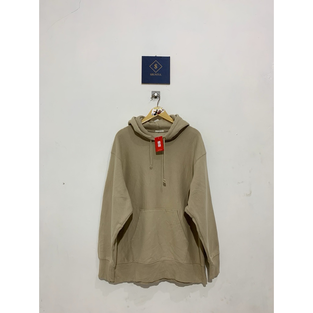 Hoodie Gu Uniqlo