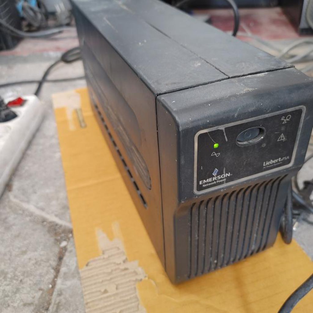 UPS EMERSON LIBERT PSA650 MT3-230U