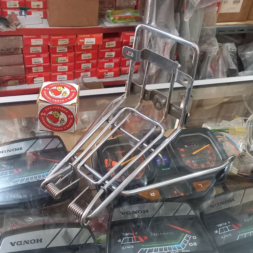 RAK JEPIT KERANJANG BAGASI DEPAN ASTREA GRAND LEGENDA PRIMA ORIGINAL ORI