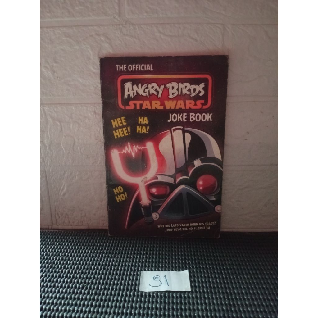 THE OFFICIAL ANGRY BIRDS STAR WARS JOKE BOOK