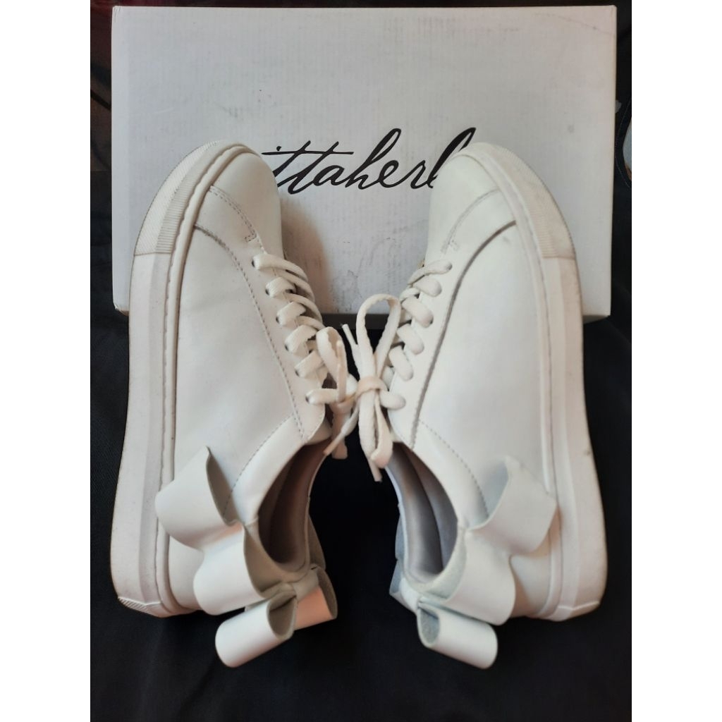 Ittaherl Emma Sneakers Cloud