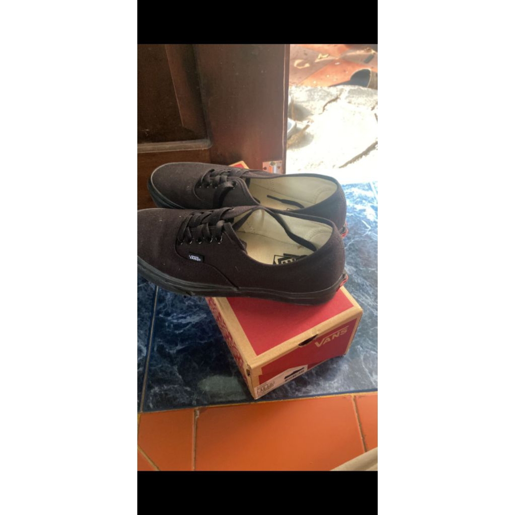 vans full black authentic