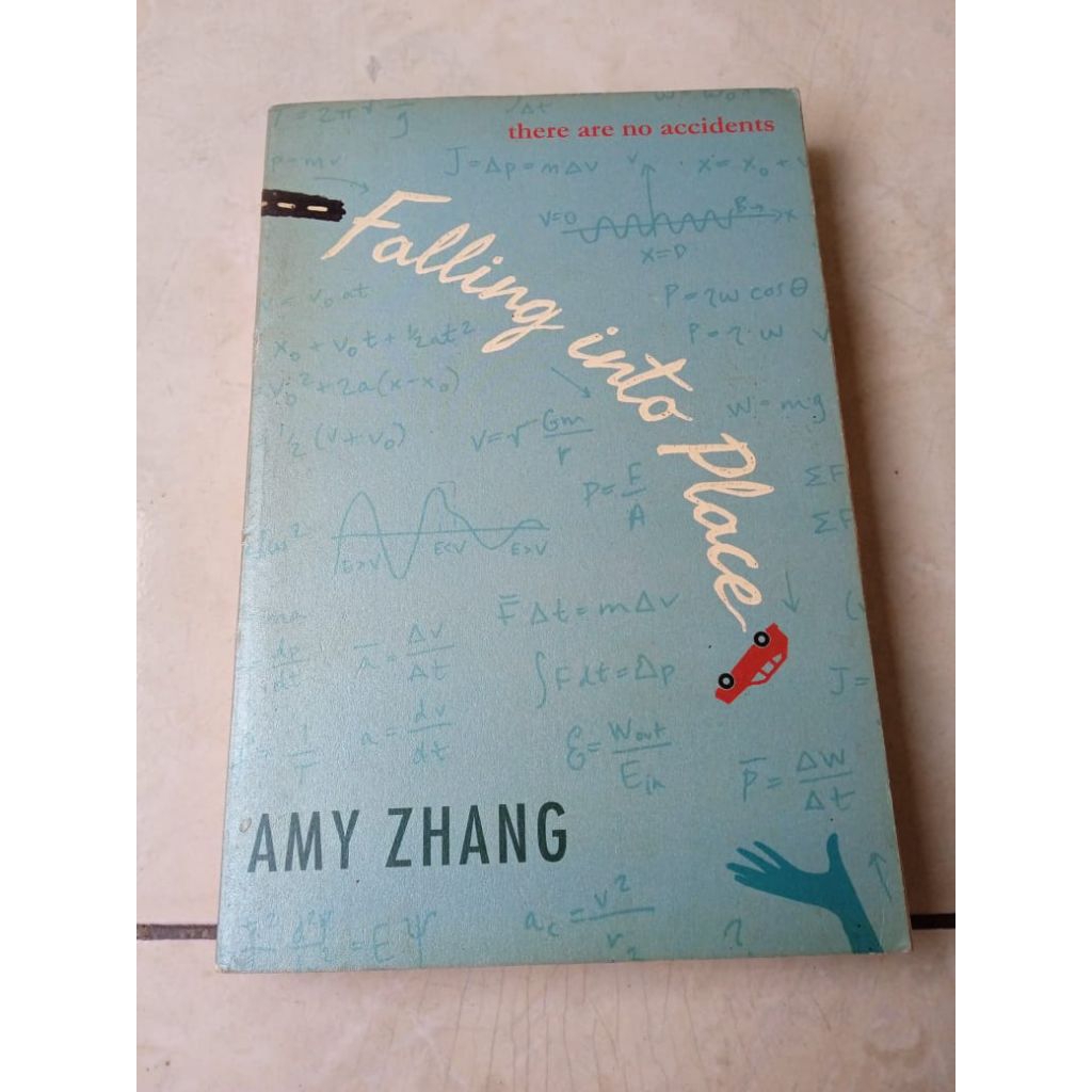 Buku Falling Into Place Amy Zhang