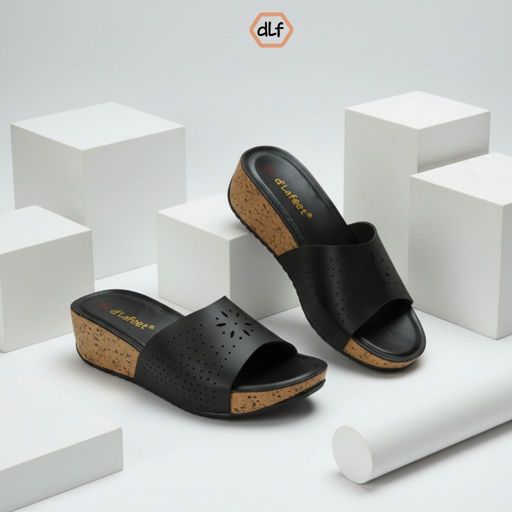 D'lafeet Sandal Wedges Wanita - Laura Black
