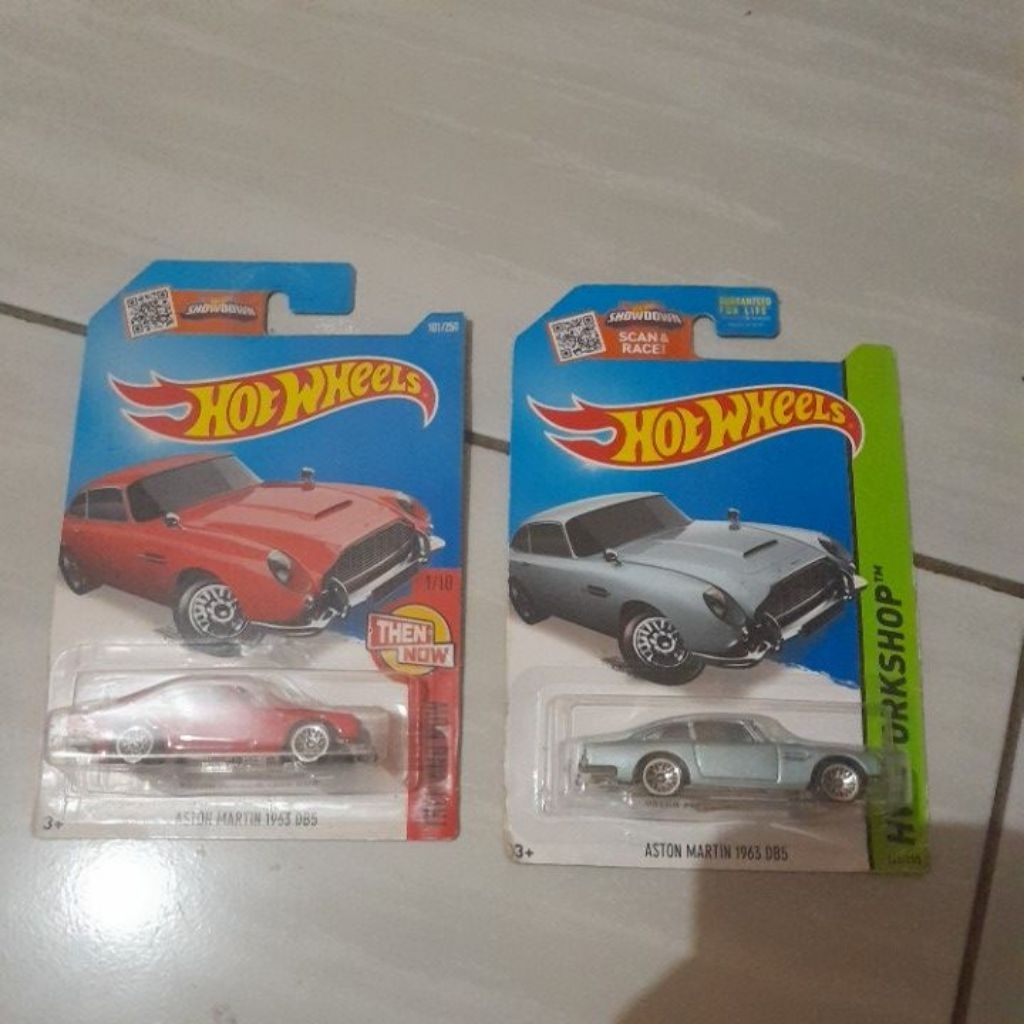 hotwheels aston martin dbs