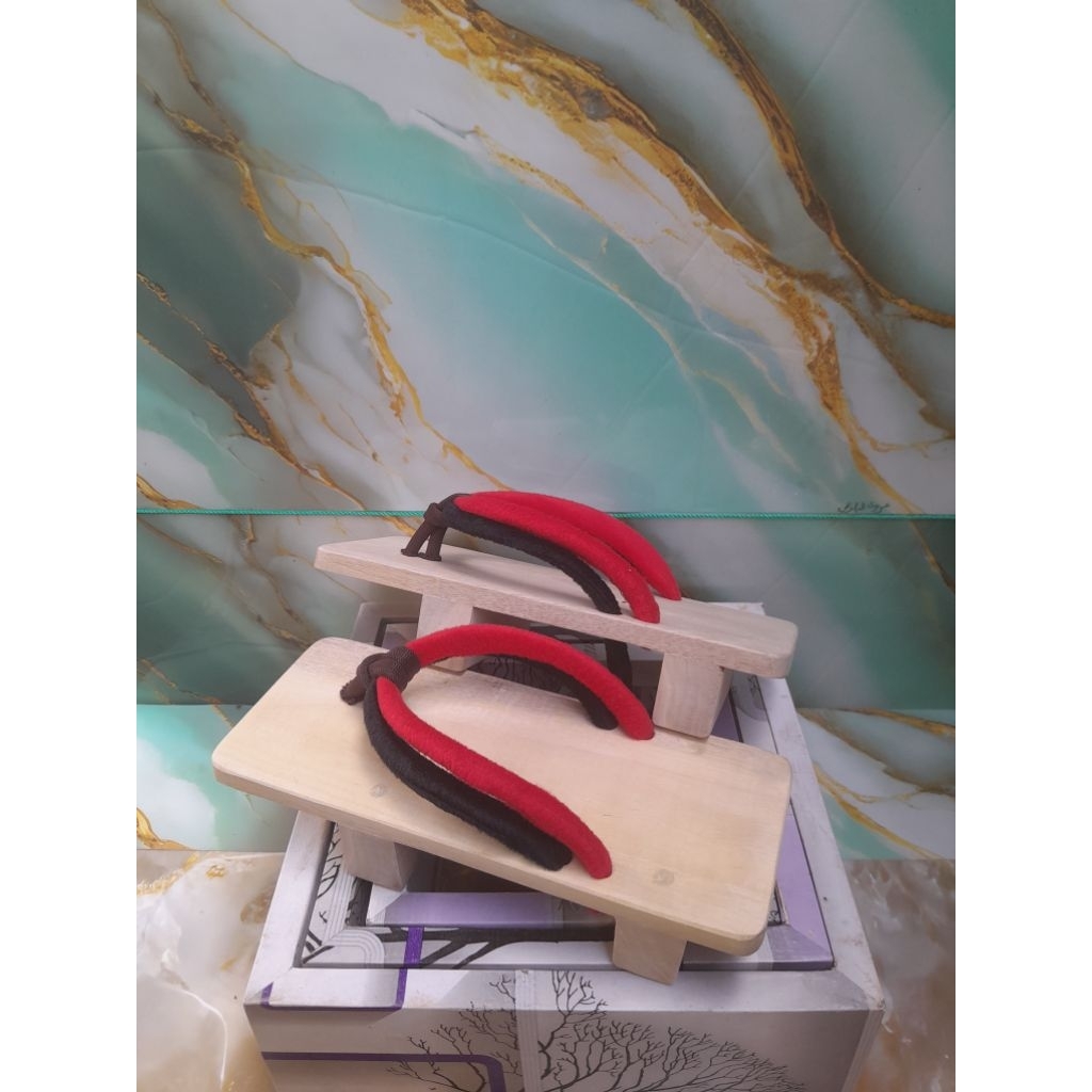 bakiak kayu,sandal kayu kotak,bakiak jepang